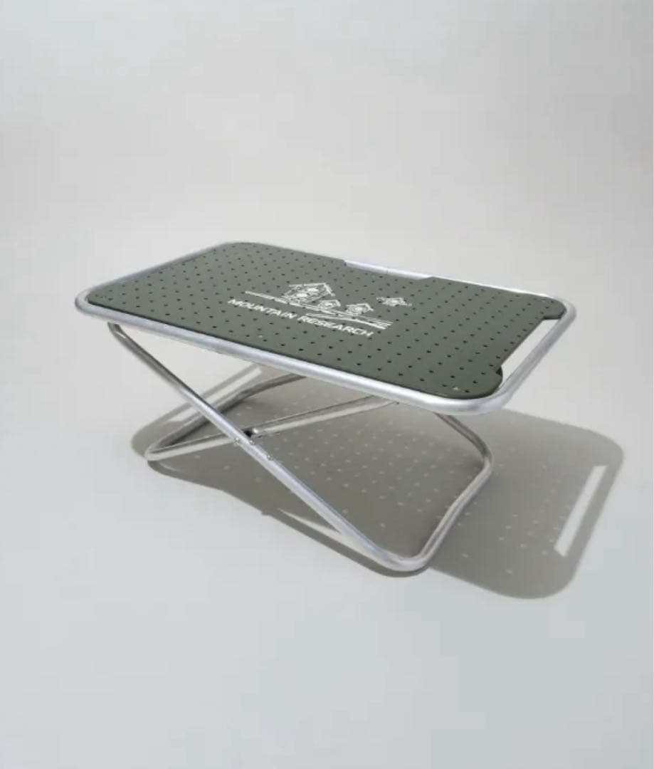 ballistics × MOUNTAIN RESEARCH テーブル