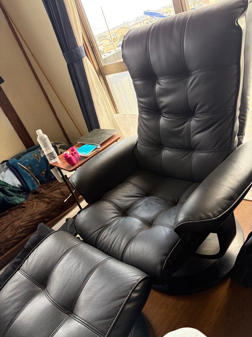 か*う様 パーソナルチェア 黒 本革（一部合成皮革）