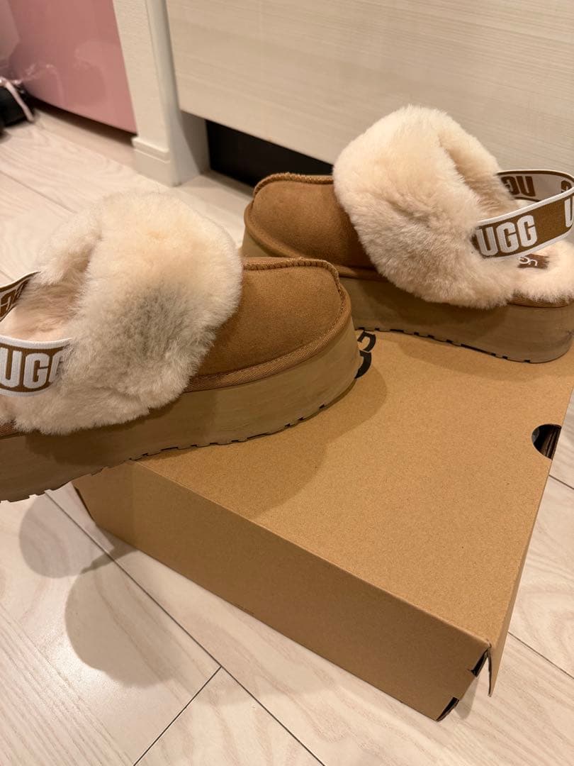UGG FUNKETTE ファンケット 24cm チェスナット