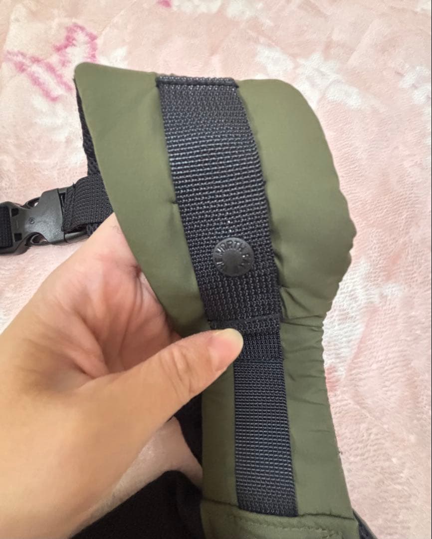 ザノースフェイス　ベイビーコンパクトキャリアー 抱っこ紐　ベビー