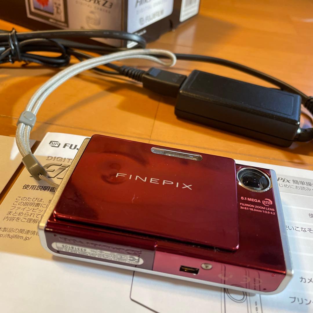 Fujifilm FinePix Z3 レッド 本体