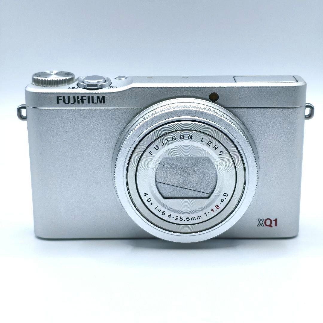 【美品】 FUJIFILM フジフィルム XQ1 元箱付き シルバー 動作OK