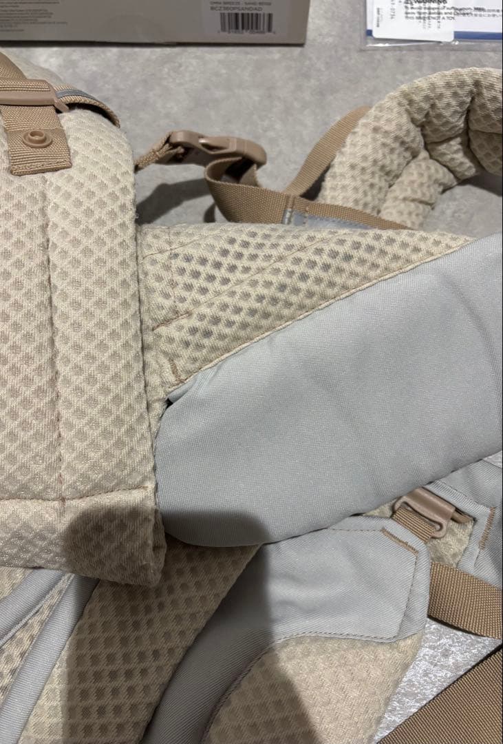 エルゴベビー　オムニブリーズ　サンドベージュ