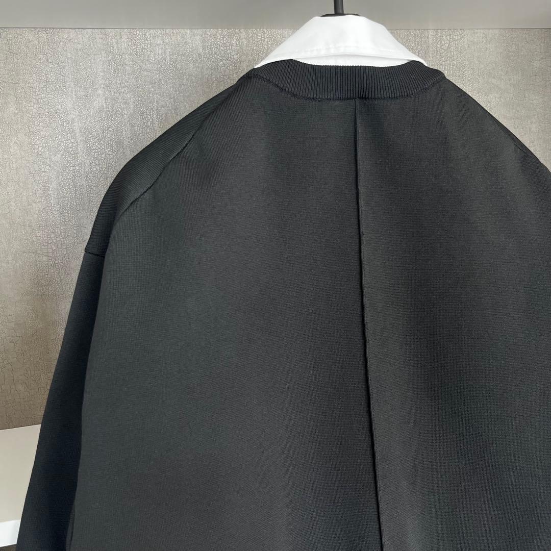 アダムエロペ　シャツ襟付きカーディガン　ブラック　金ボタン　長袖　クルーネック黒