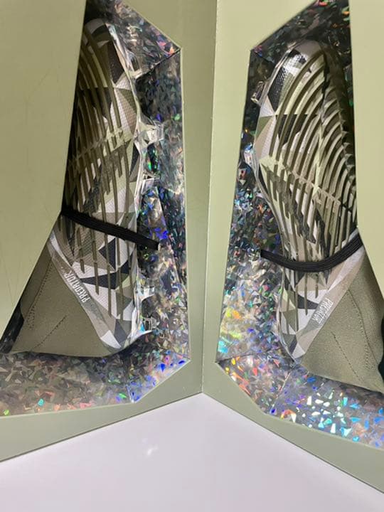 プレデター　スワロフスキー　エッジ　クリスタル+ FG