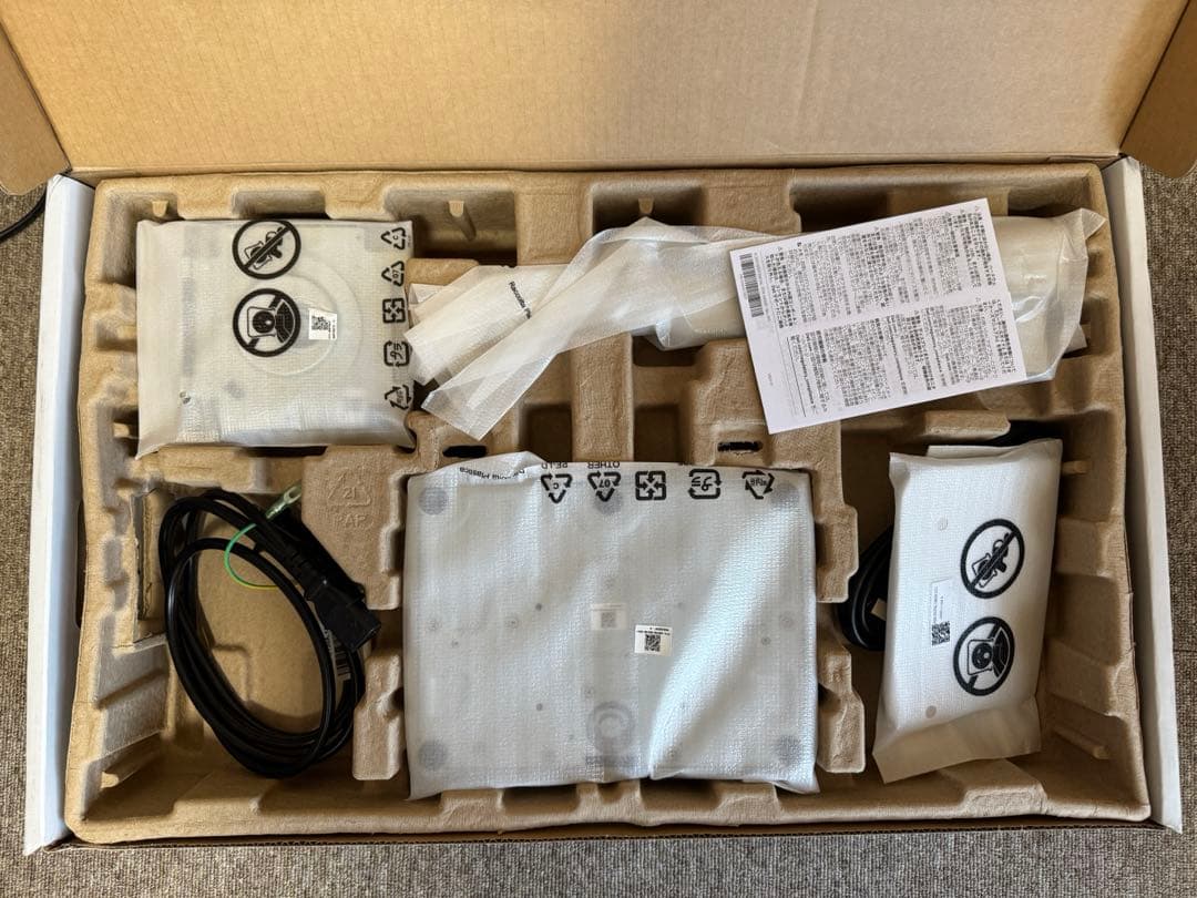 Dell モニター　2425HS