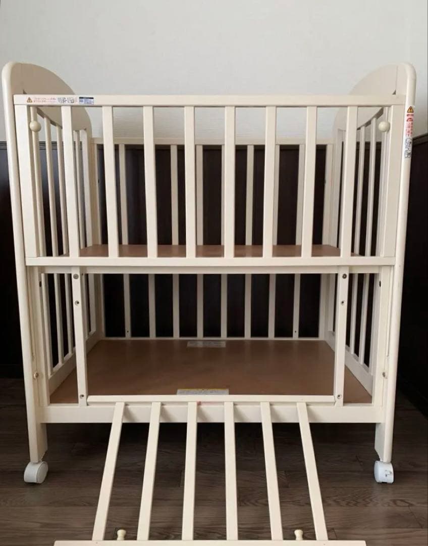 カトージ ベビーベッド ミニ