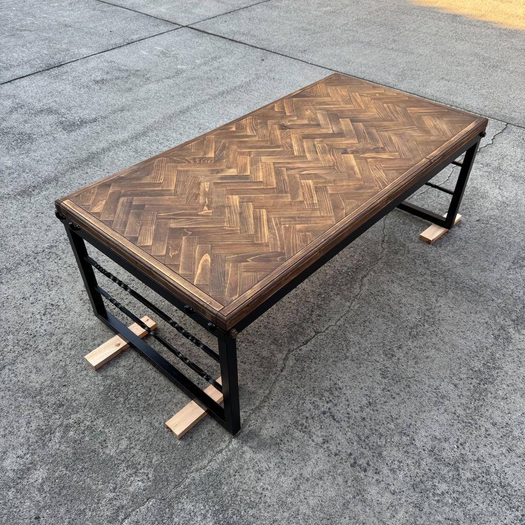 ヘリンボーン　テーブル