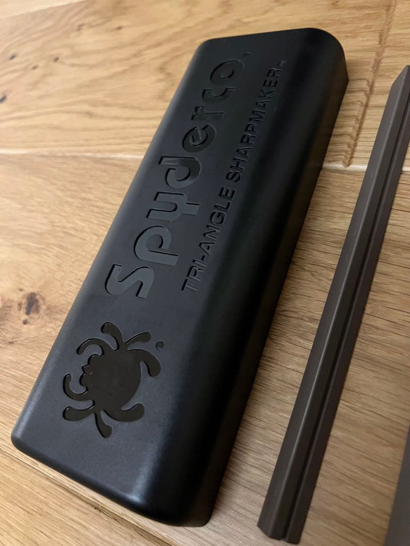 スパイダルコ　Spyderco Triangle Sharpmaker