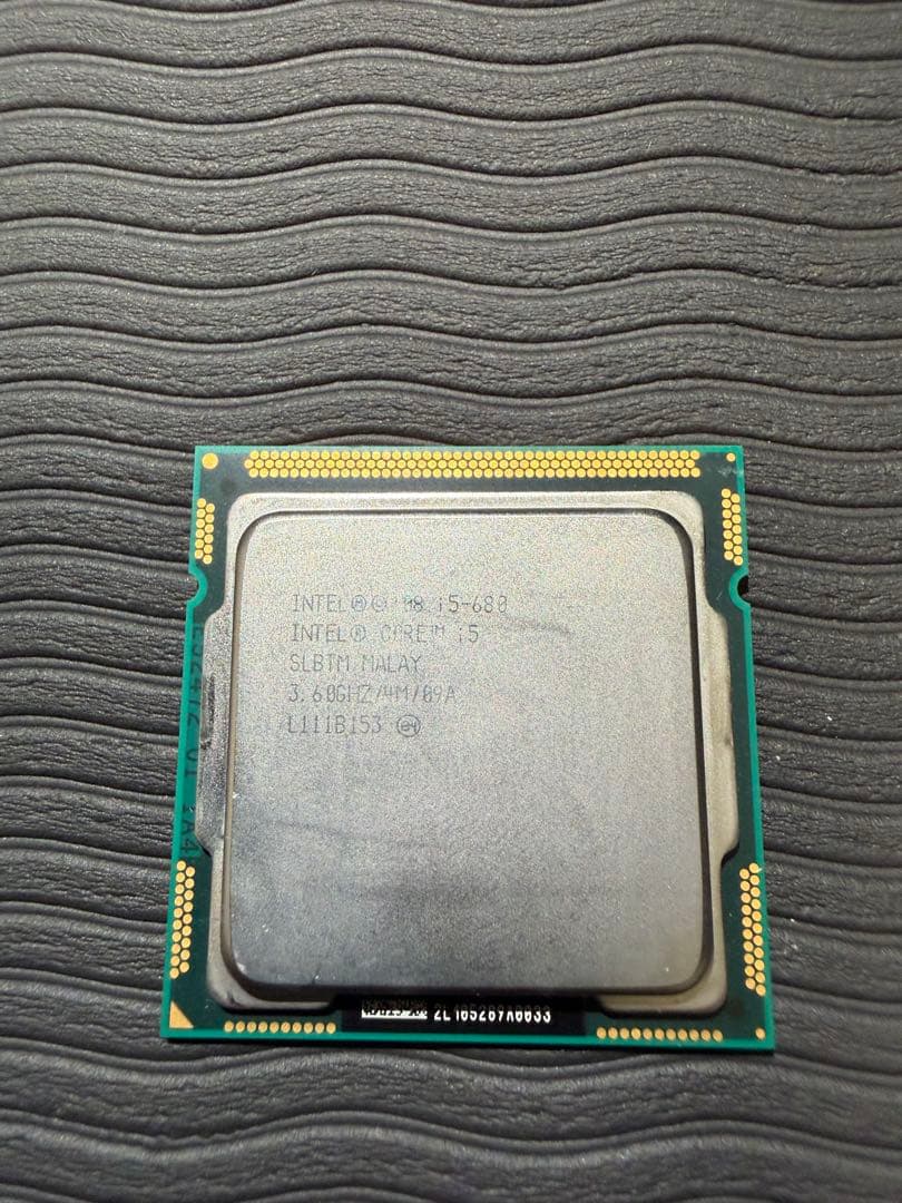 Intel CPUセット i7-3770K i5-680 i3-3220