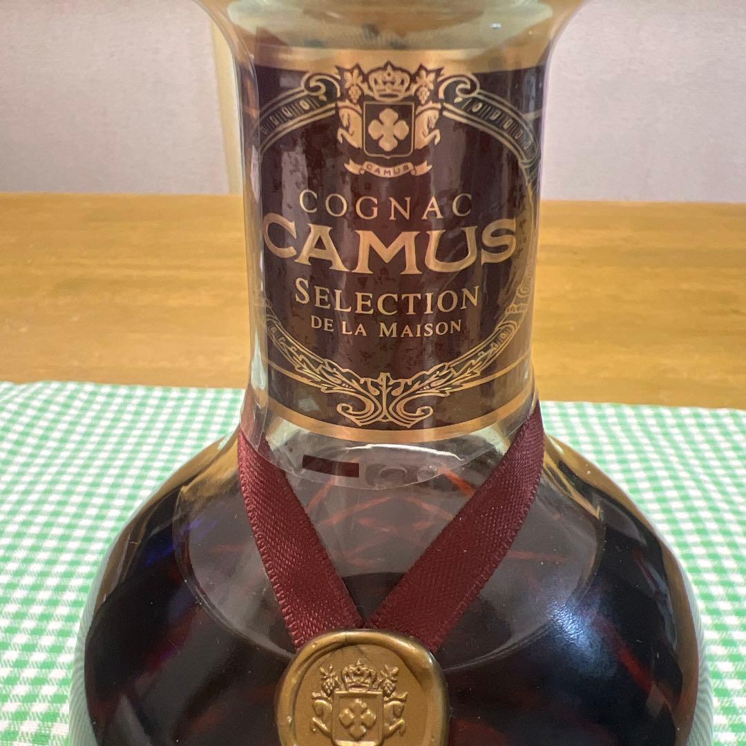 CAMUS（カミュ）セレクション デ ラ メゾン 40％ 700ml 箱付　古酒