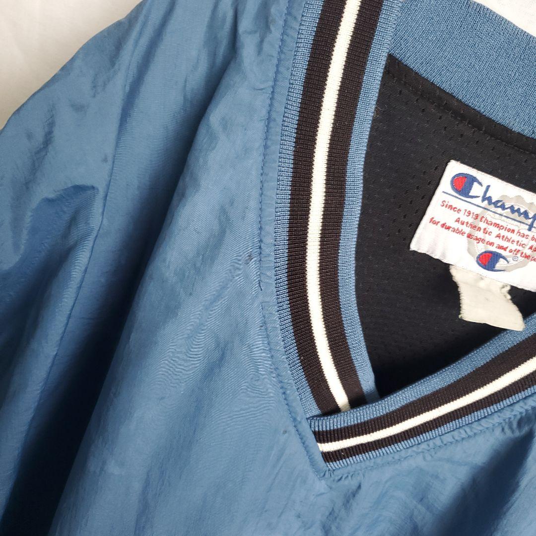 チャンピオン　ウルブズ ナイロン プルオーバージャケット　ビッグロゴ　　NBA