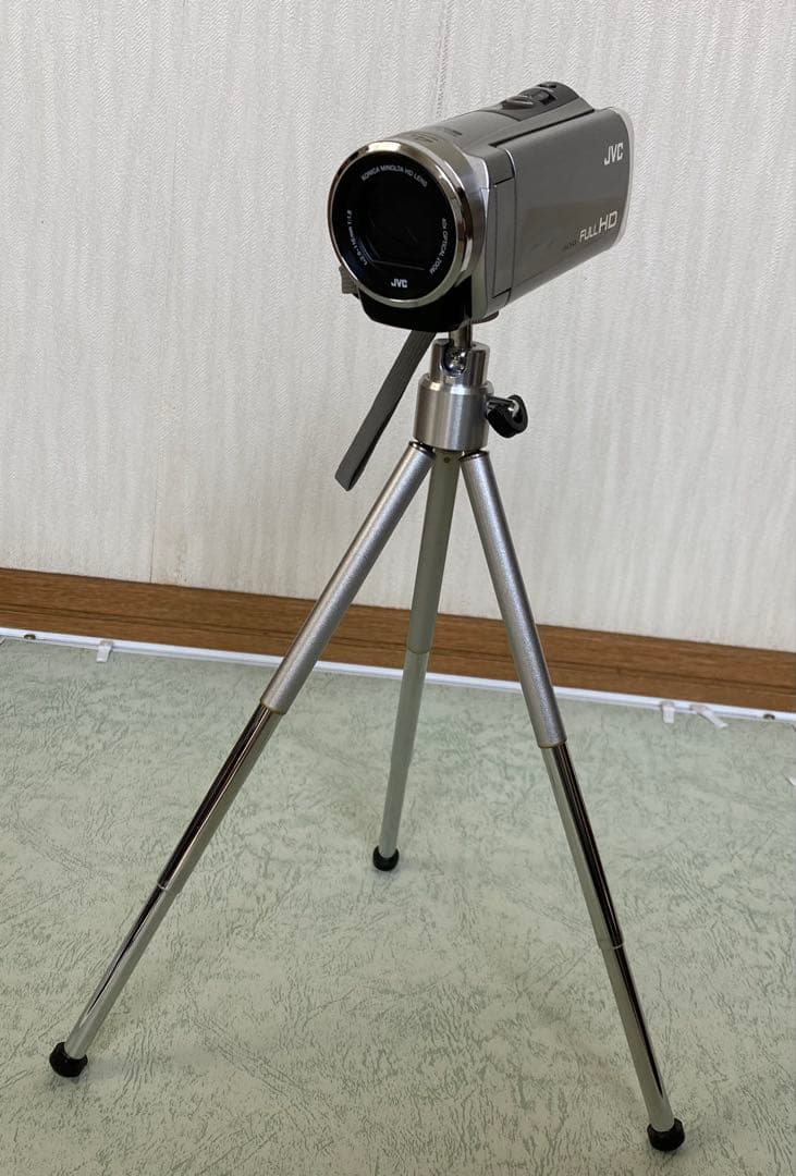 ビクター（JVC）　ビデオカメラ　エブリオ