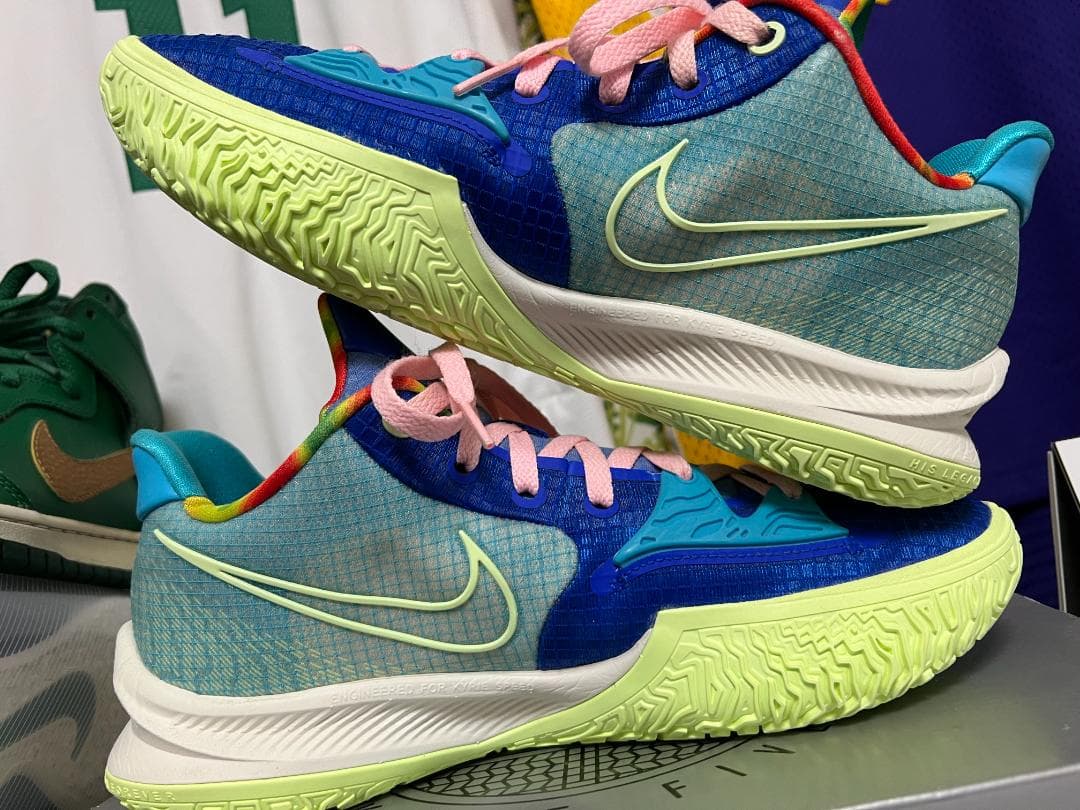 シューズ(男性用) Nike Sue Bird x Kyrie Low 4 Dynasty
