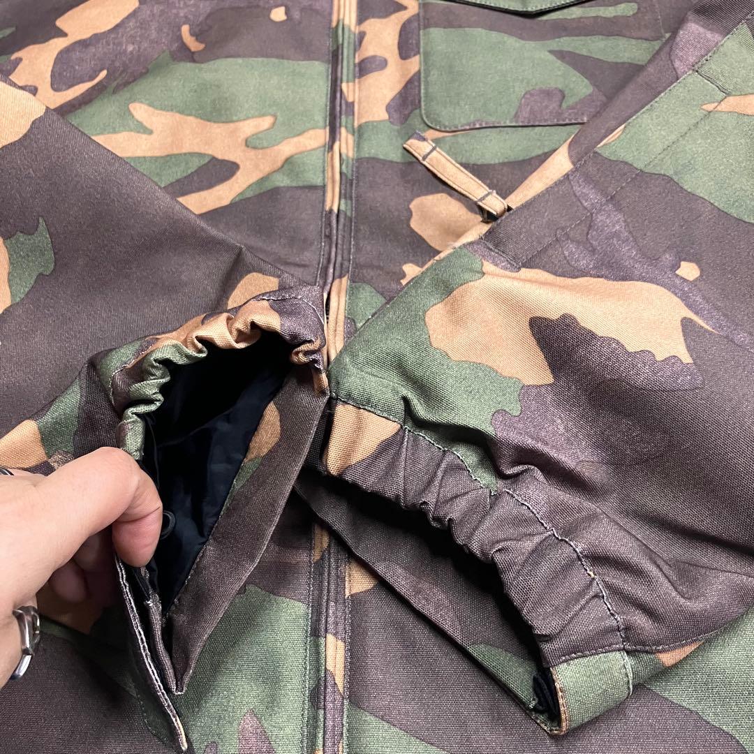 未使用　32thirtytwo スノボウェア　ジャケット　メンズ　アウター S