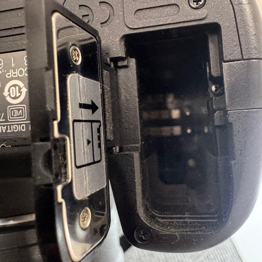 Nikon D5100 ＋AF-S DX18-55mm 動作確認済