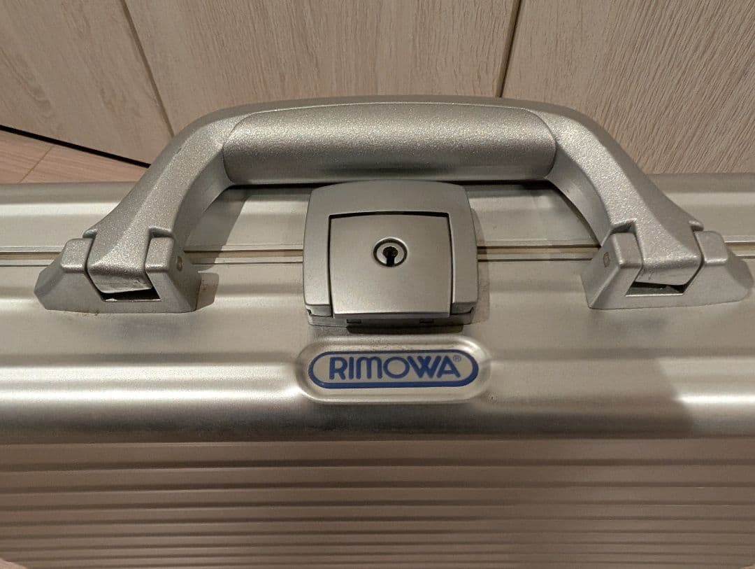 RIMOWA 2way アタッシュケース トパーズ 青ロゴ 廃盤【中古美品】