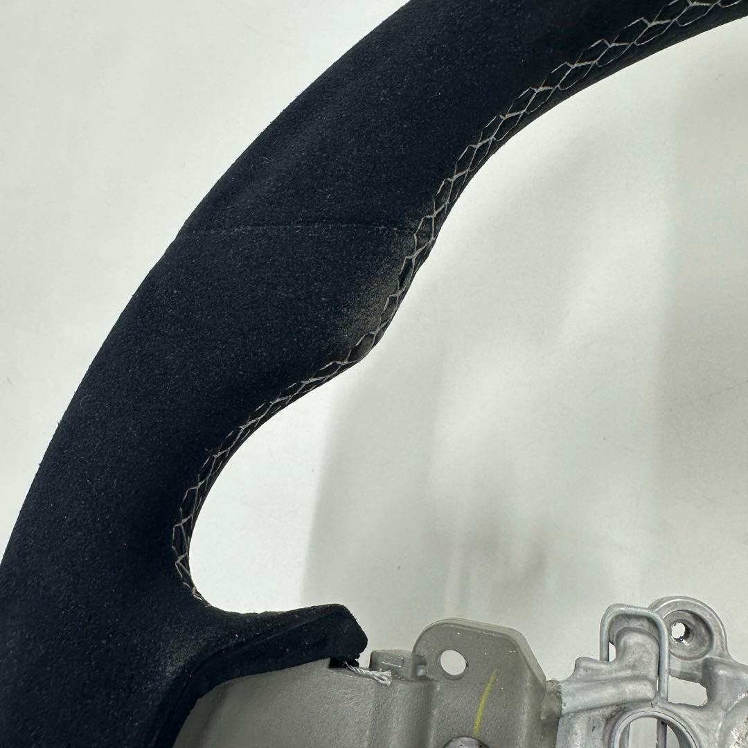 STI ウルトラスエードステアリング