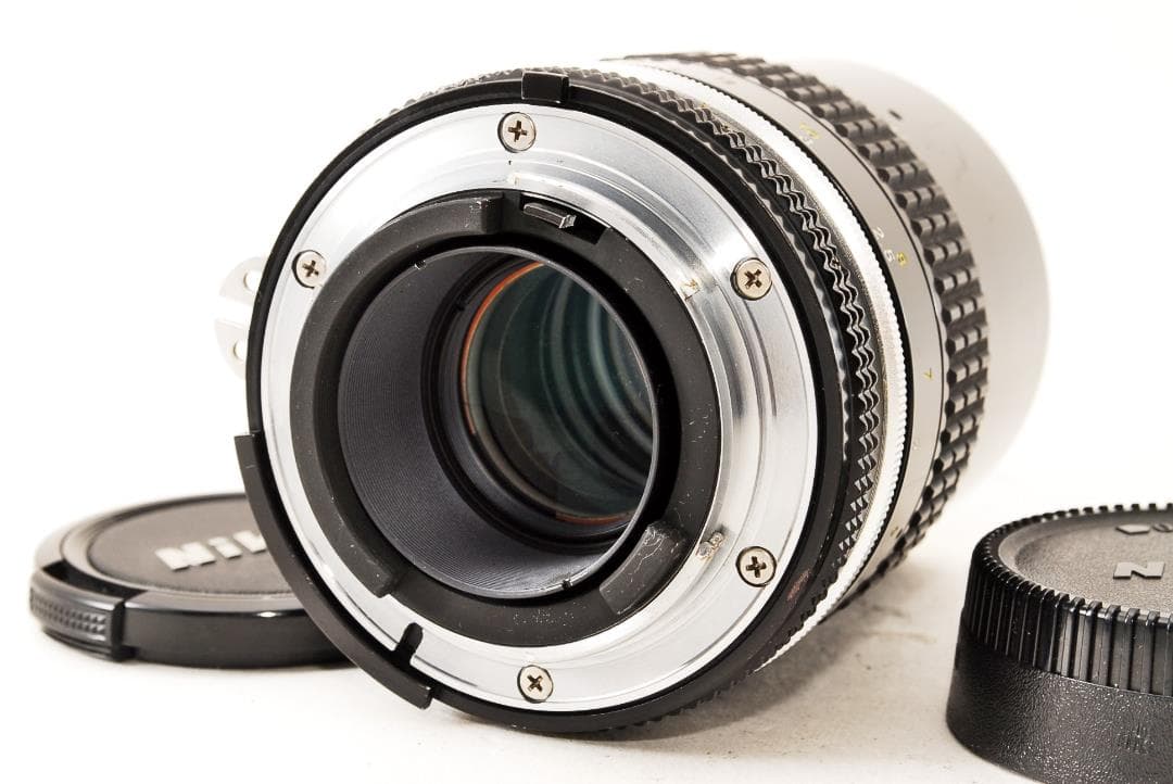 ニコン 135mm F/2.8 Ai Manual Focus #189083