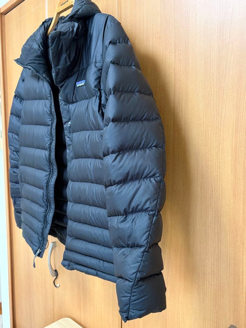 廃盤　パタゴニア ハイロフト・ダウン・フーディ　ブラック　S（大きめMサイズ級）