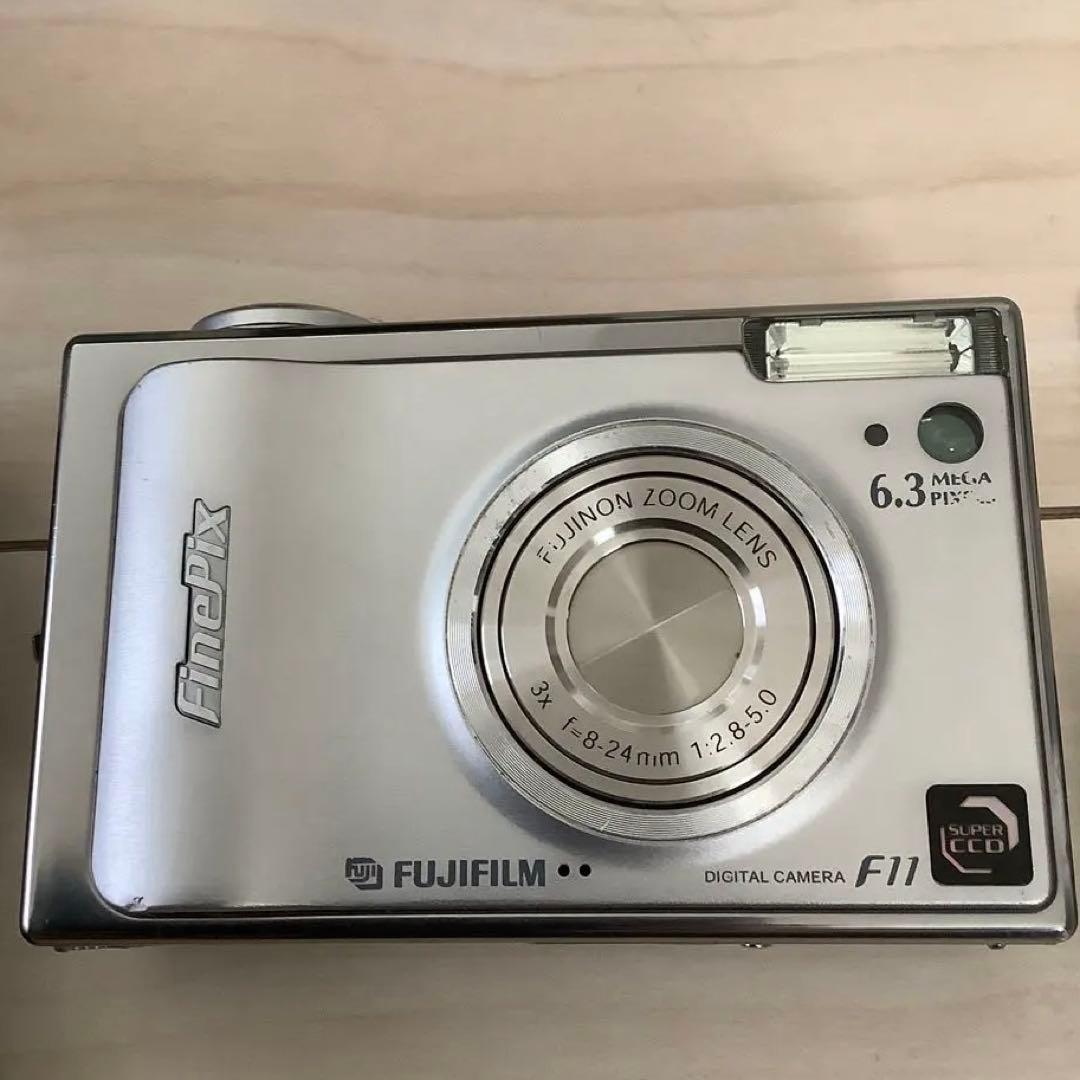 デジタルカメラ FUJI FILM FinePix F FINEPIX F11