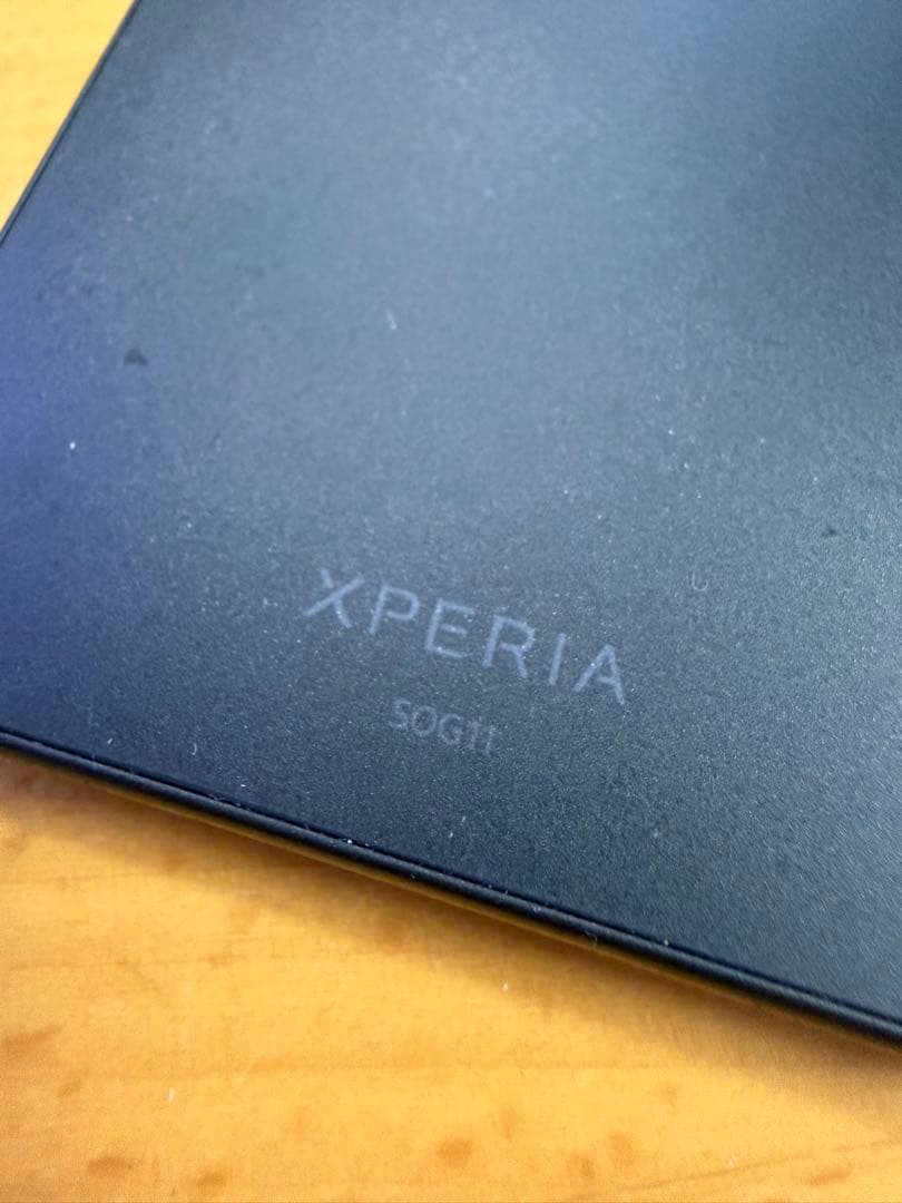 SONY Xperia SOG11 ブラック