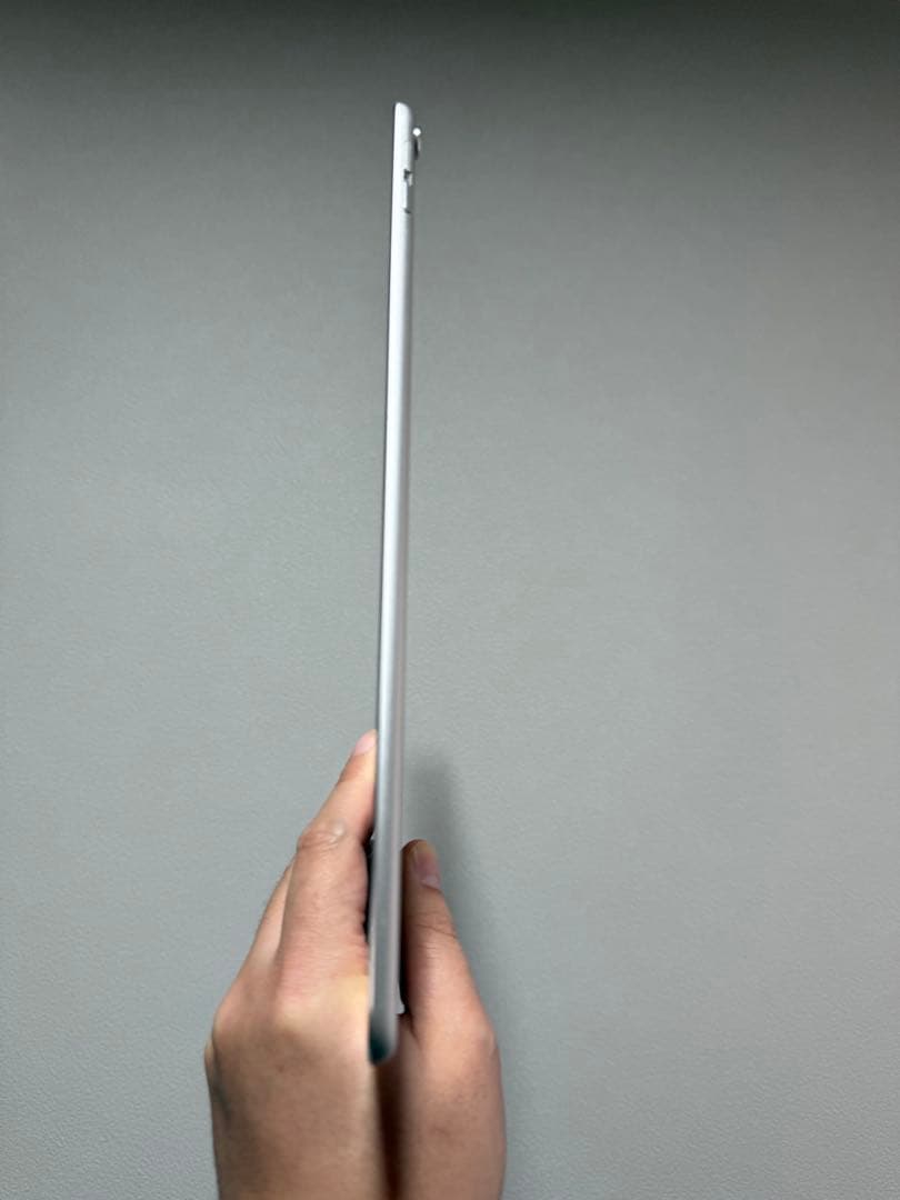 【256GB】iPad Pro 10.5 Wi-Fi シルバー ※動作に難あり