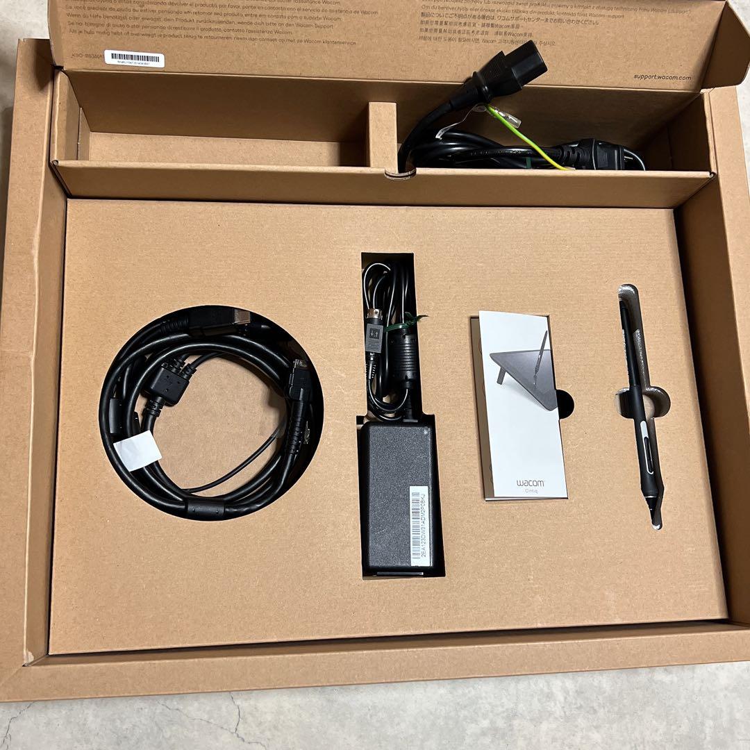 wacom cintiq DTK1660 ワコム　液晶タブレット　液タブ