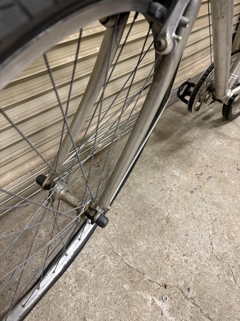 廃盤 無印良品 クロスバイク 700×38C アルミ シマノ6段 シルバー