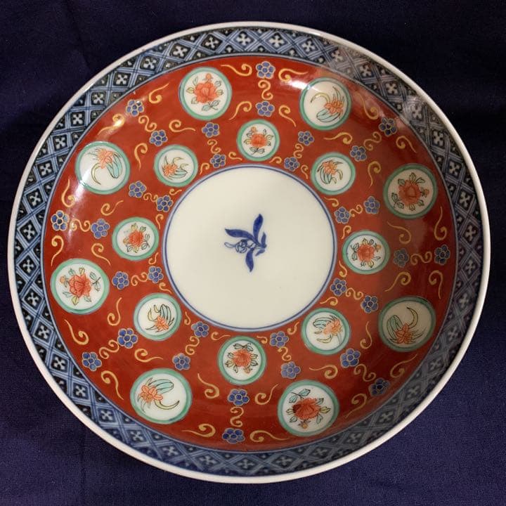 今泉今右衛門　錦丸紋模様  飾り皿　アンティーク　珍しいです