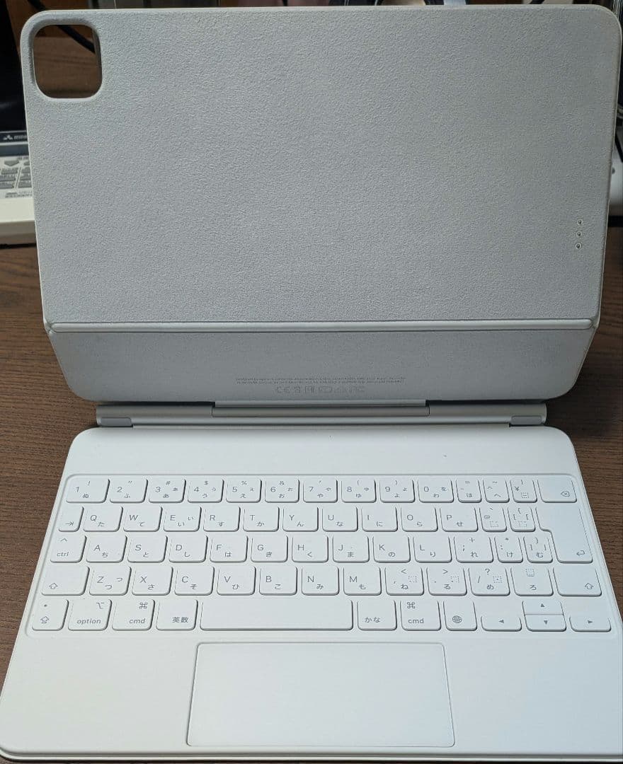 ipad pro 第2世代11cellular＆Magic Keyboard