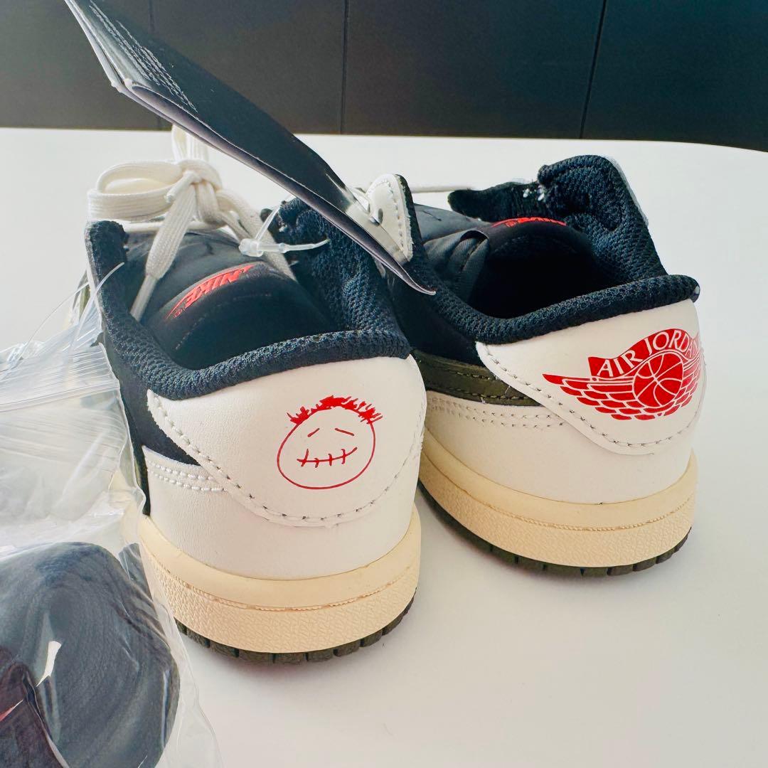新品　NIKE JORDAN 1 LOW TRAVIS SCOTT 15cm