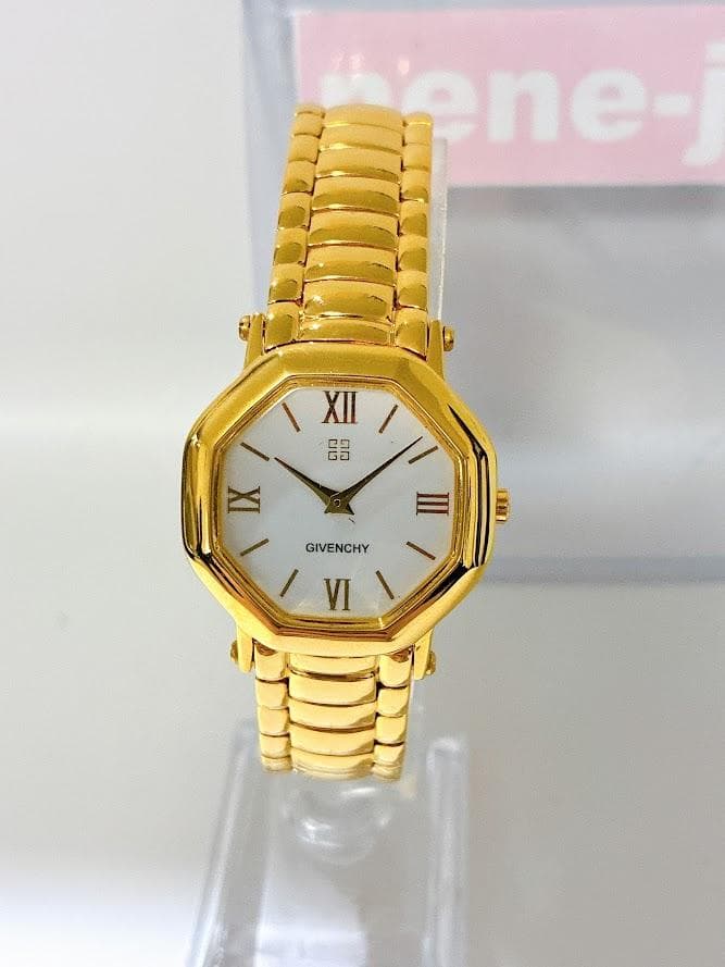 GIVENCHY ジバンシィ レディース腕時計 ゴールド クォーツ 箱・保証書