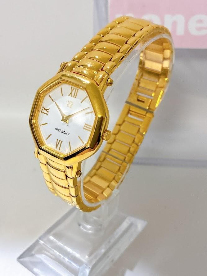 GIVENCHY ジバンシィ レディース腕時計 ゴールド クォーツ 箱・保証書