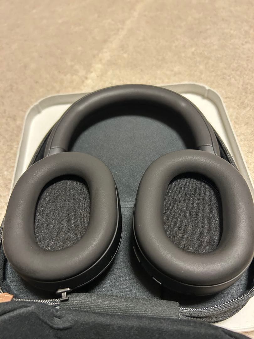 ヘッドホン wh-1000m5