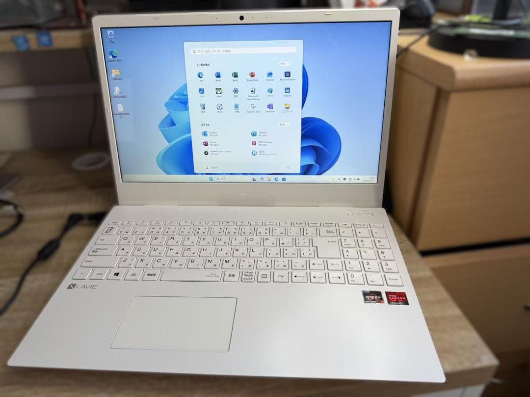 超美品　NEC　N1565　Ryzen7 SSD+HDD　Office付き