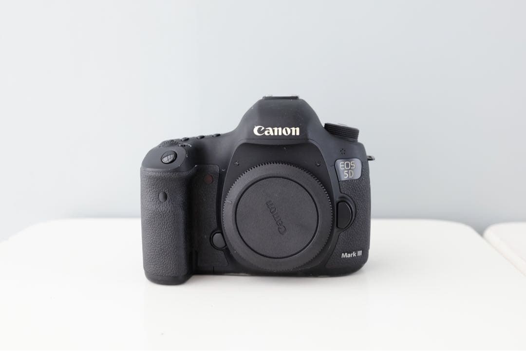 キャノンCanon EOS 5D Mark III ボディ Mark3 箱つき