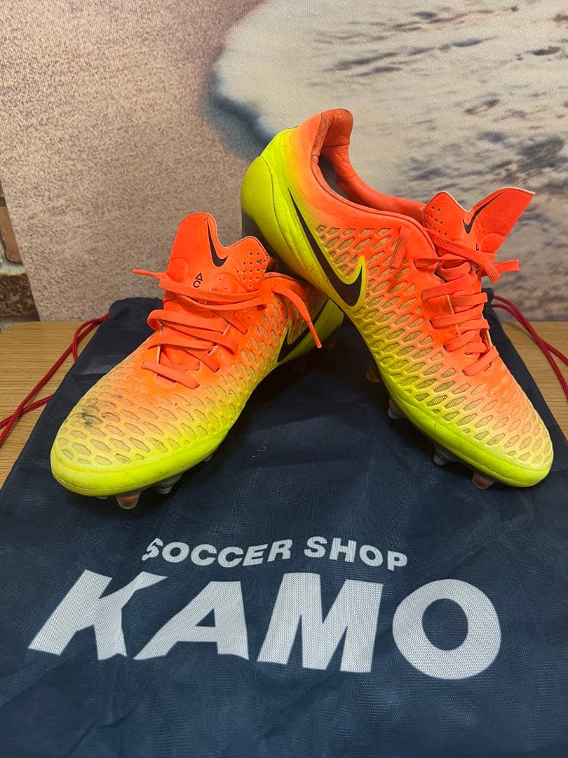 【NIKE マジスタ ACC SG（天然芝用） サッカースパイク 27cm】