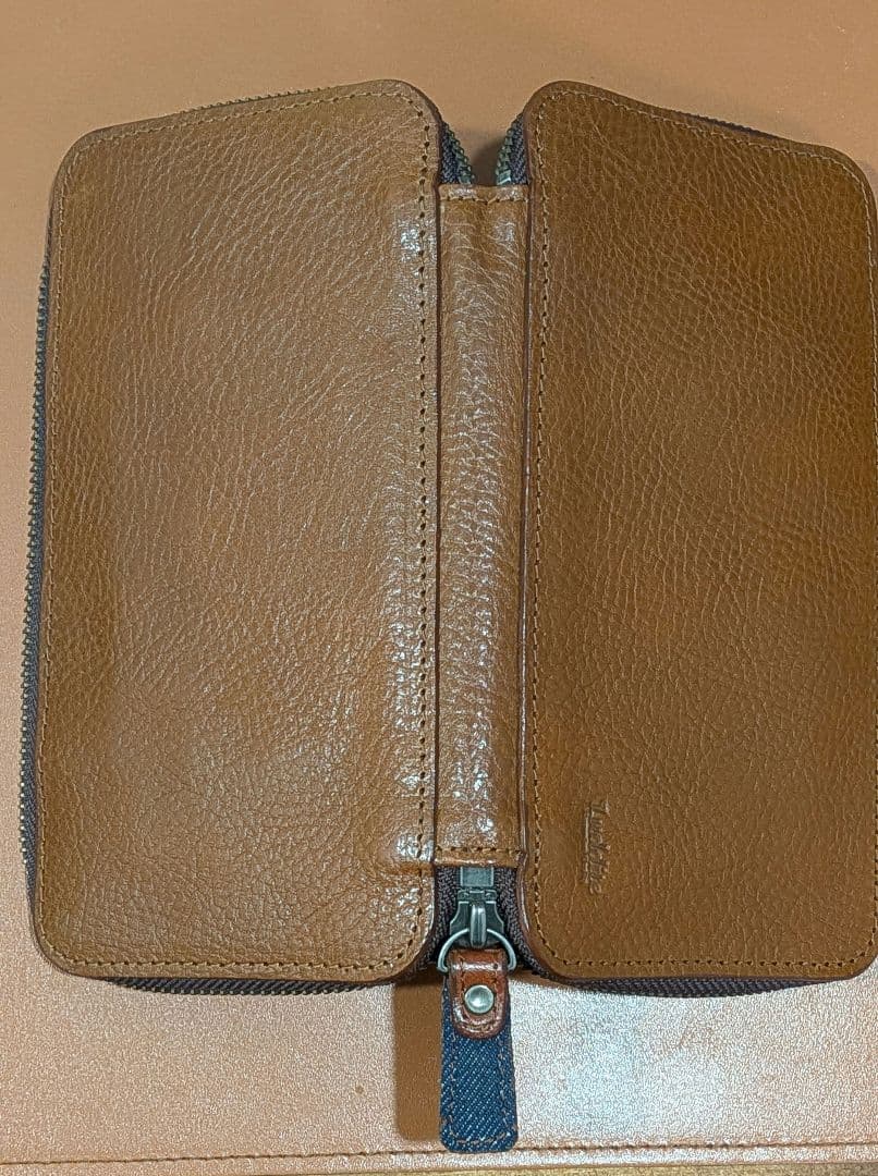 ［美品］ラダイト Luddite レザー ラウンド ジップ ペンケース ［廃番］