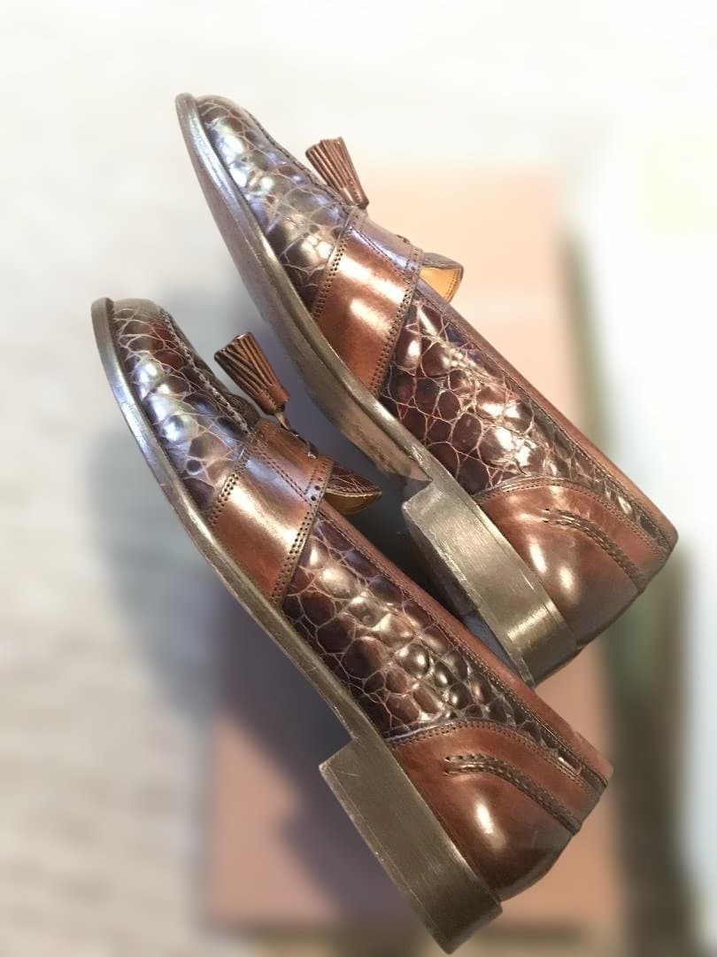 ダークブラウン タッセル付きローファー (Johnston & Murphy)