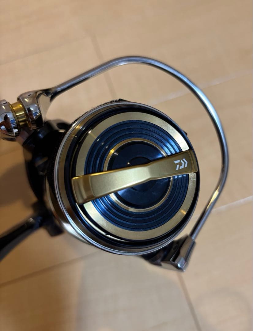 ２０ソルティガ８０００H