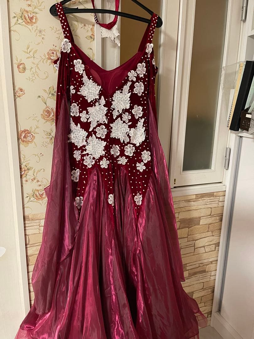 ワインレッド フレアドレス 社交ダンス衣装