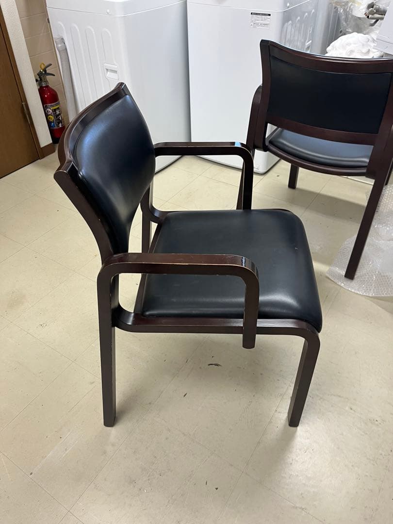 アルフレックス arflex NU ダイニングチェア アームチェア　　椅子T A