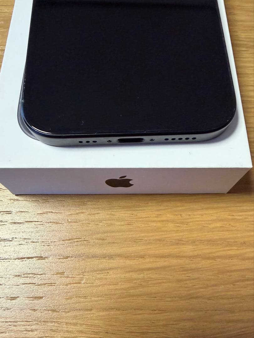 Apple iPhone 15ブラック 256GB