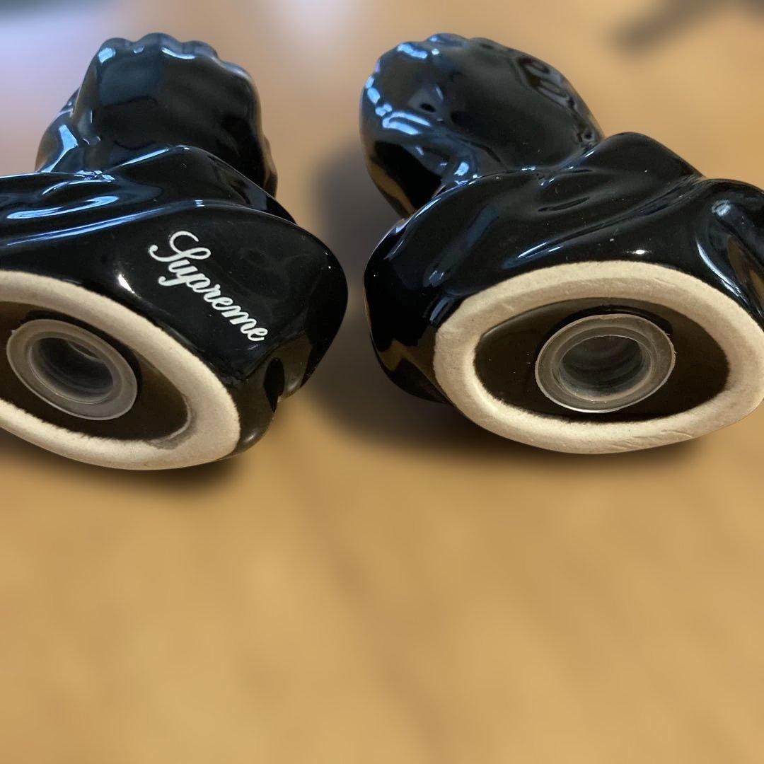 小物 supreme salt & pepper shaker