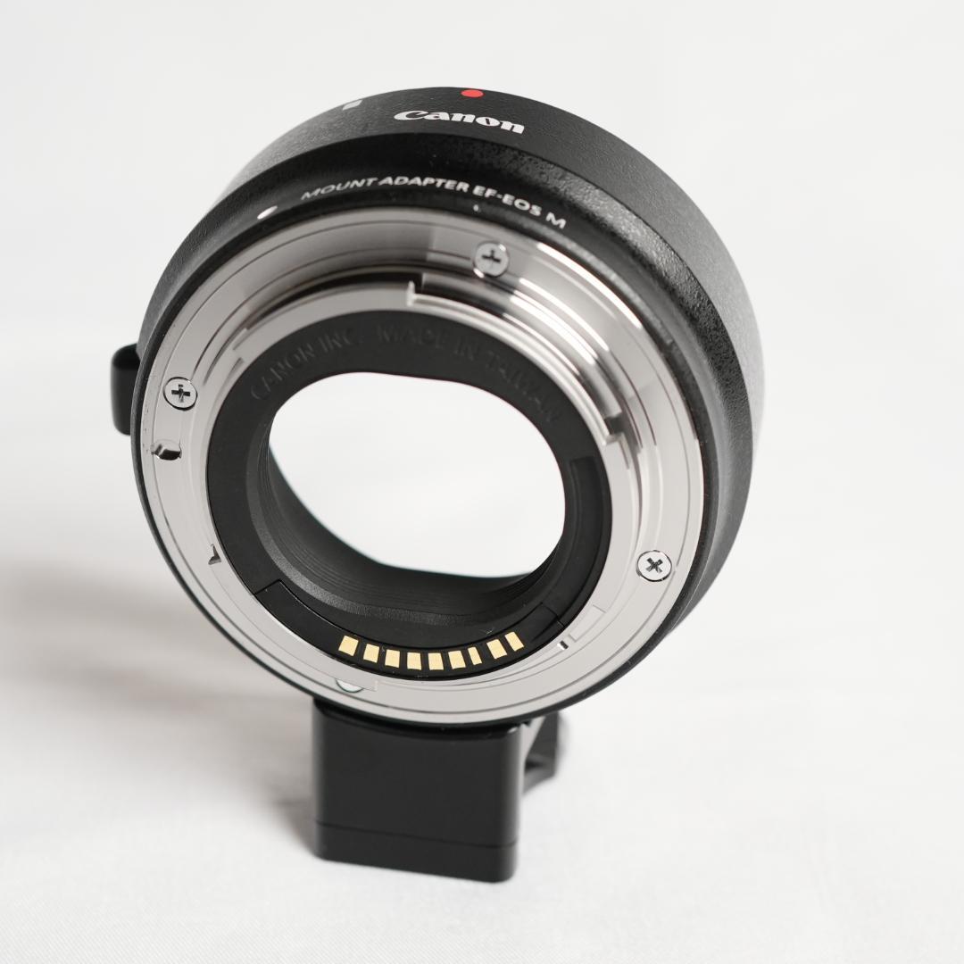 【箱付きセット特価】Canon ミラーレス一眼カメラ EOS M レンズキット