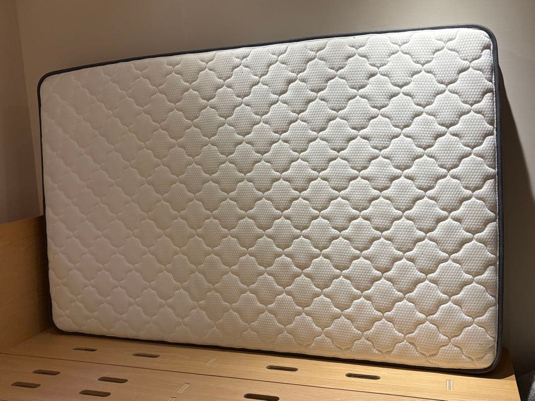 イエローシープ　セミダブル　マットレス 【引き取り可（東京都三鷹市）】