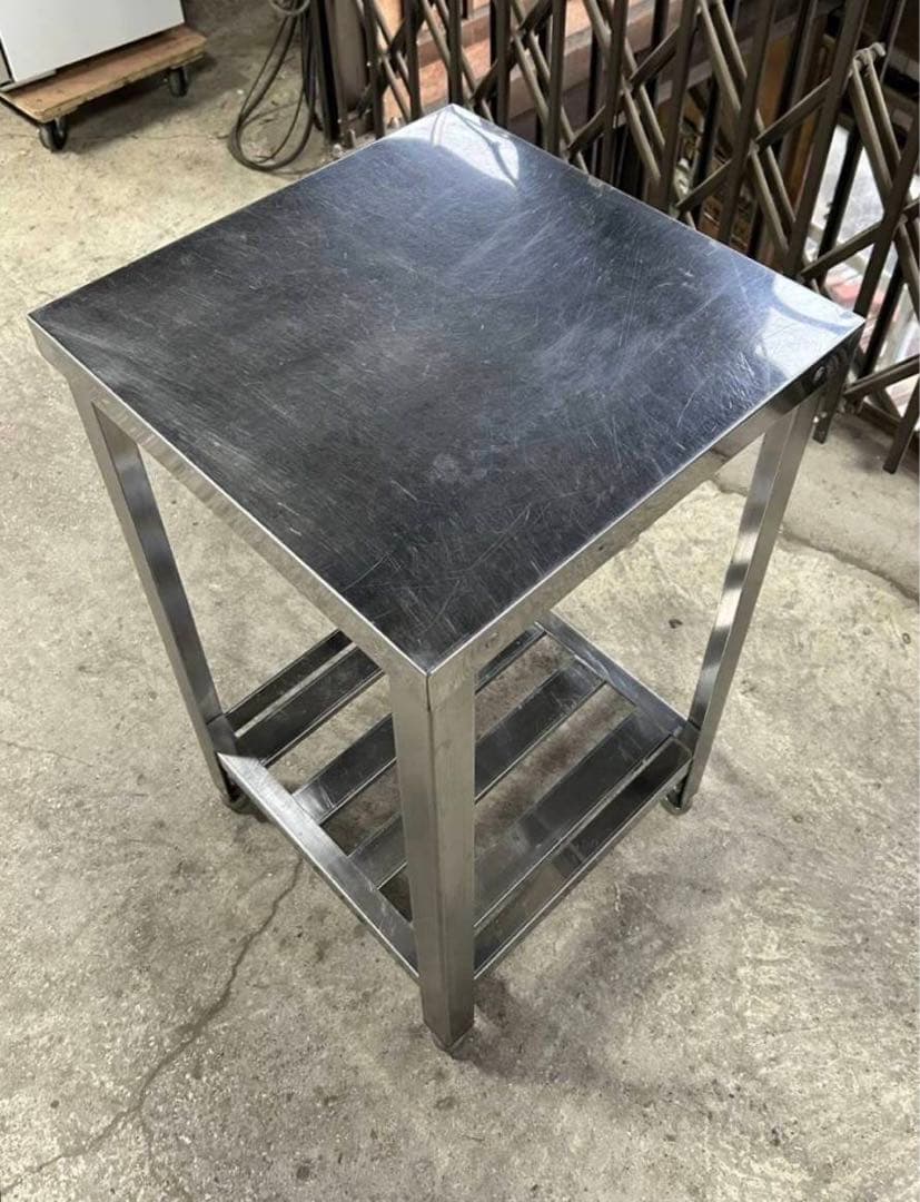 M0196 作業台 サイズ約W450×D450×H800mm 同サイズの新品も有