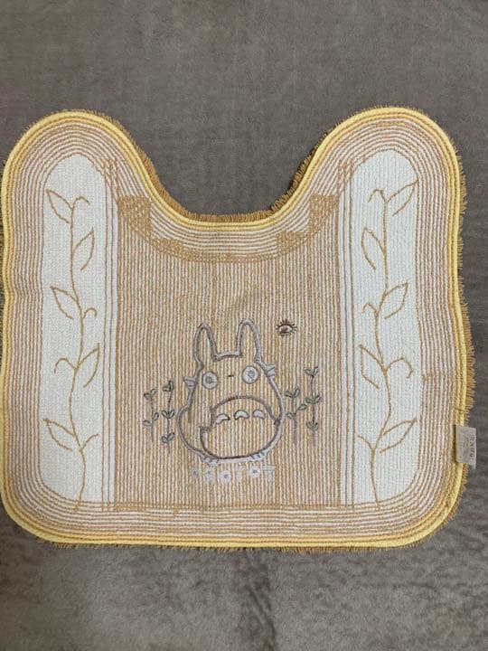 洗浄便座暖房型　ジブリ　となりのトトロ　トイレマット　トイレ蓋カバー　セット売り