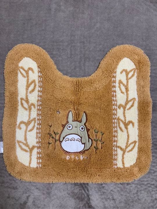 洗浄便座暖房型　ジブリ　となりのトトロ　トイレマット　トイレ蓋カバー　セット売り